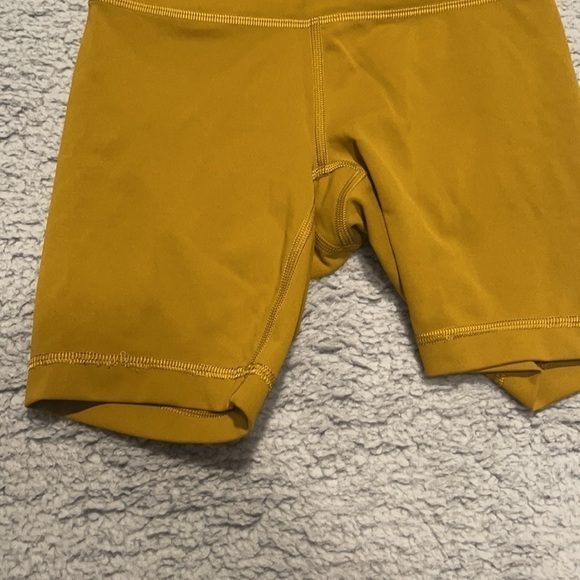 Lululemon Wunder Train High-Rise Short 6" size 2 color mustard - Picture 2 of 7
